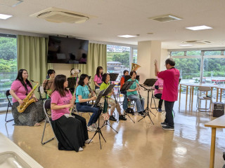 名谷すみれ苑 依頼演奏