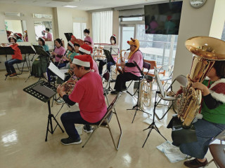 名谷すみれ苑様   依頼演奏