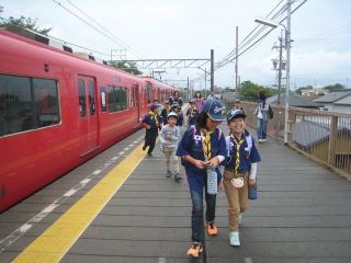 カブ隊  「滑って転んで  」スケート