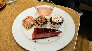 初のスイーツブッフェオフ会♪