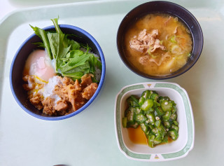 横浜国立大学の学食オフ会♪