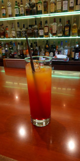 横浜駅東口の隠れ家バーを探検！