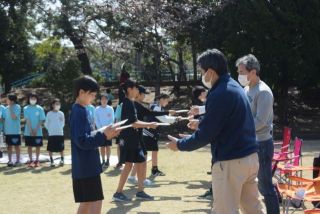 令和元年度　磯辺MBC女子　贈呈式