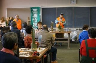 横須賀市西コミセン：ミニ門松製作サポート：