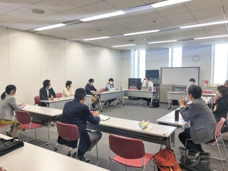 4月の月例シェア会議を開催しました。