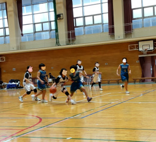 するどいドライブ