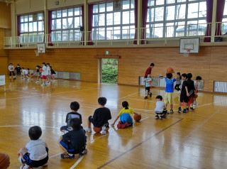 ちびっこバスケットボール体験