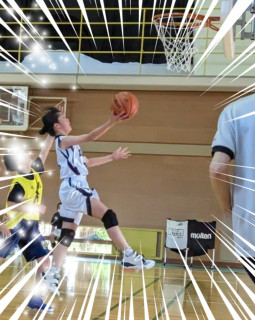 ボールとリングの距離