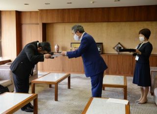 感謝状贈呈式に出席しました