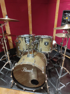 雨の中スタジオ練習