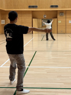 珍しく、鏡を見て練習しました。