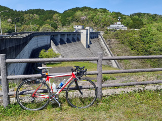 布目ダムと鍋倉渓　春の大和路サイクリング