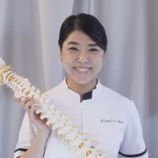 肩こり腰痛に頭痛にカイロサロンMIRA'ez(ミライズ) です