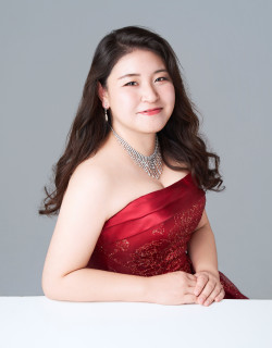 2025年Xmas第九演奏会　ソリスト紹介（メゾソプラノ）