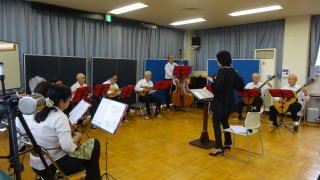 綾瀬マンドリンクラブコンサート【小園憩の家】