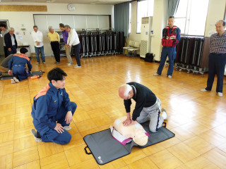 役員研修会 「防災勉強会・ＡＥＤ訓練」【小園自治会】