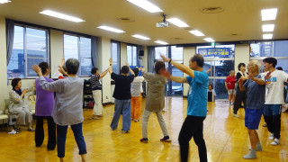 R8「納涼盆踊り会」の練習風景【小園自治会】