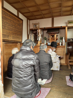 追花祭　爽やかな青空のもとで執り行われる