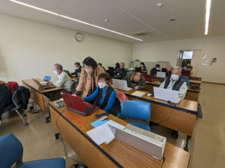 東公民館　相談会便り