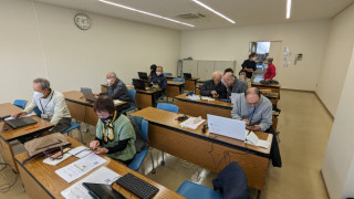 東公民館（2/10）相談会便り