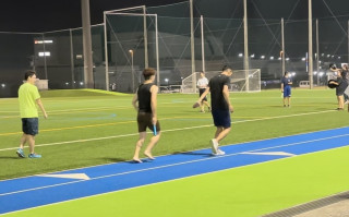 コーチ、リレー出場予定！