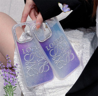 若い女子に大人気！キラキラ可愛いハイブランドiPhoneケース人気3選！