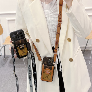 【2024新作続き】カード収納ポケット付き☆ルイヴィトン風iPhone16/15ケース！