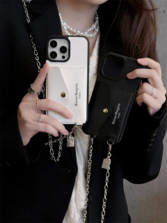 大人気のマルジェラiPhone16ケース最新作ご紹介！