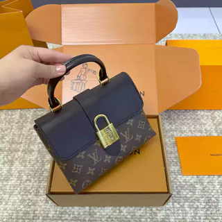 ▪南京錠が上品なアクセント▪おしゃれ ルイヴィトン  レディース ロッキー  ワン ショルダー バッグ ミニ 革