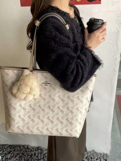 【素材別！】スマホケースのお手入れ方法