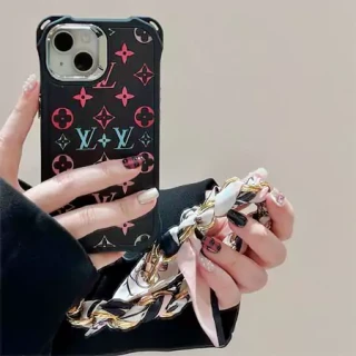 2025 年必携！ハイブランドの防摔四角 iPhone 17 ケース 3 選｜実用とファッションを両立